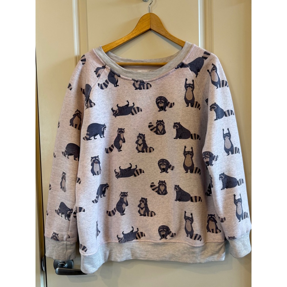LA Soul Raccoon Print Pullover Sweatshirt Heathered Lilac Grey Cotton Size 1XL